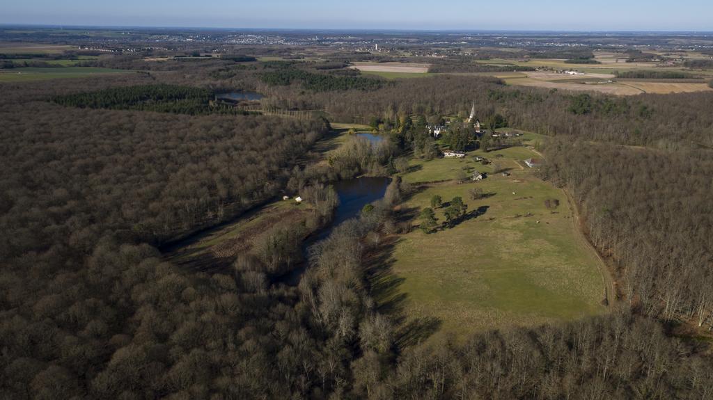 Вілла Gite D'Aigues Vives Cere-la-Ronde Екстер'єр фото